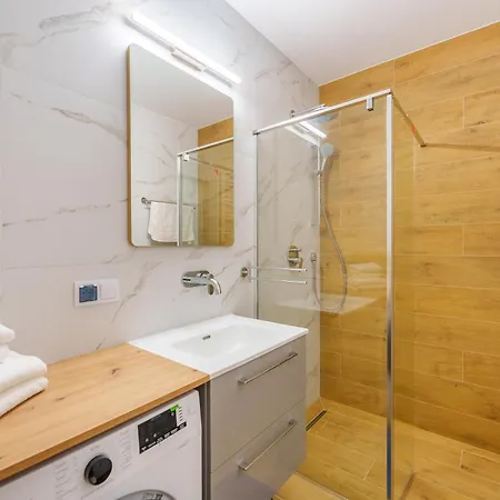 Przy Kollataja Z Parkingiem *